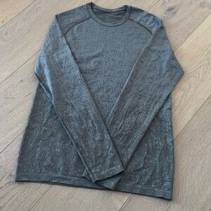 Lululemon Thin Long Sleeve Shirt XSmall